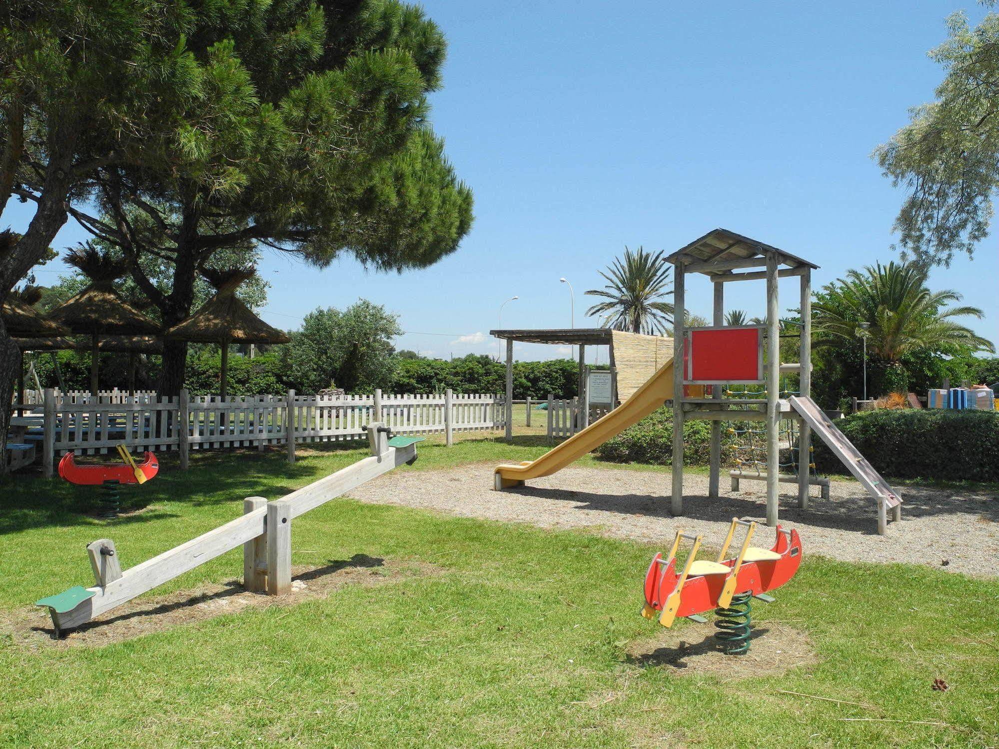 Hotel Club La Font Des Horts Hyères Екстериор снимка